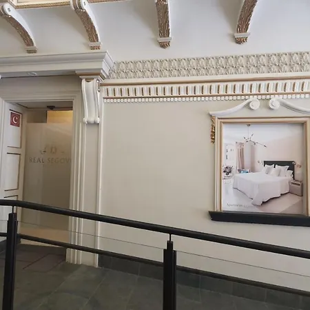 Real By Recordis Апартаменты *